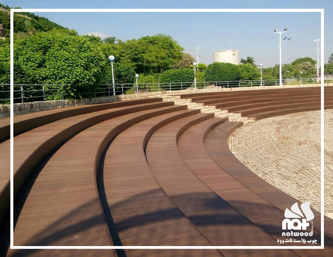 میز و نیمکت شهری